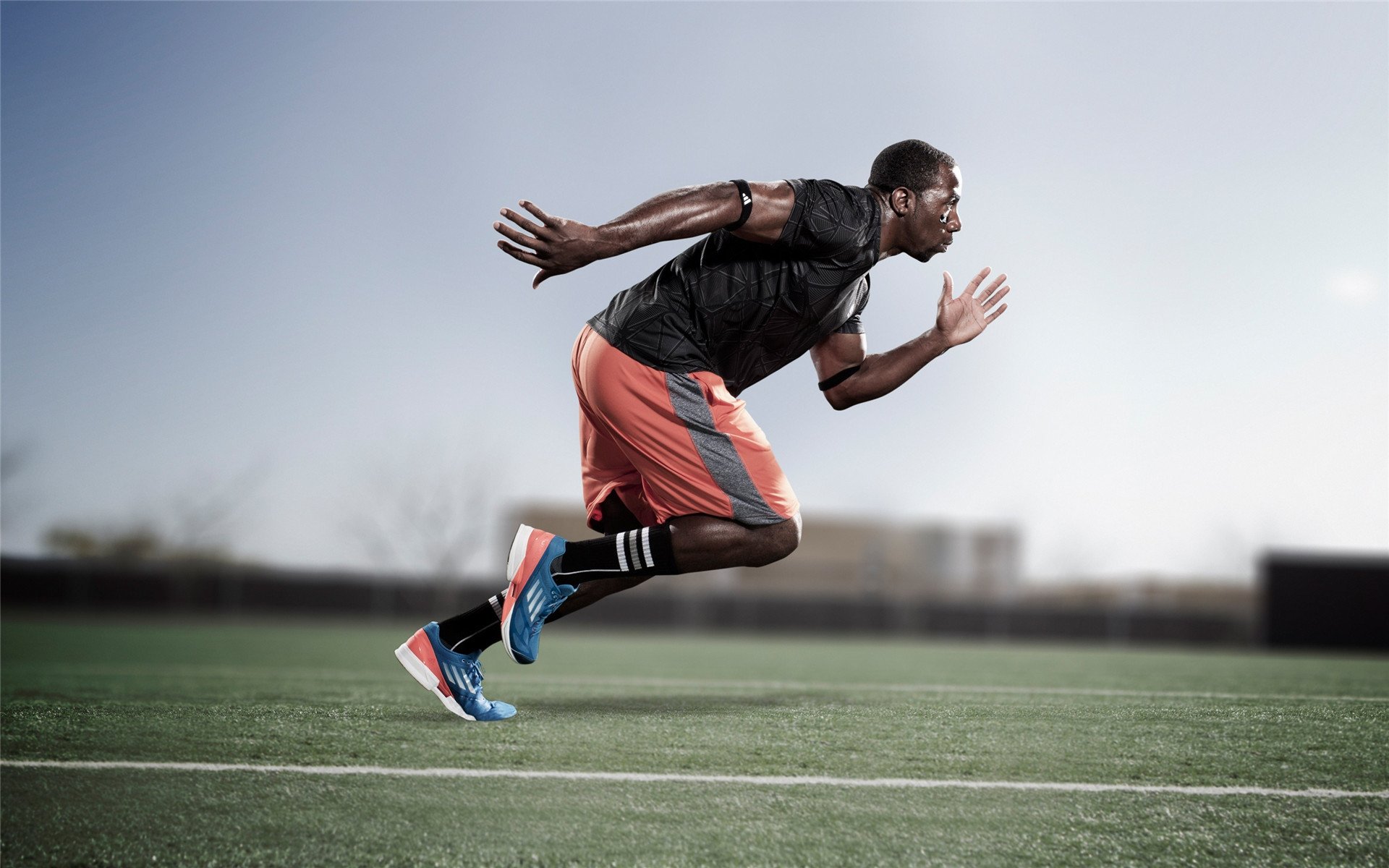 PSG明星球员发挥稳定,海湾者苦寻破绽